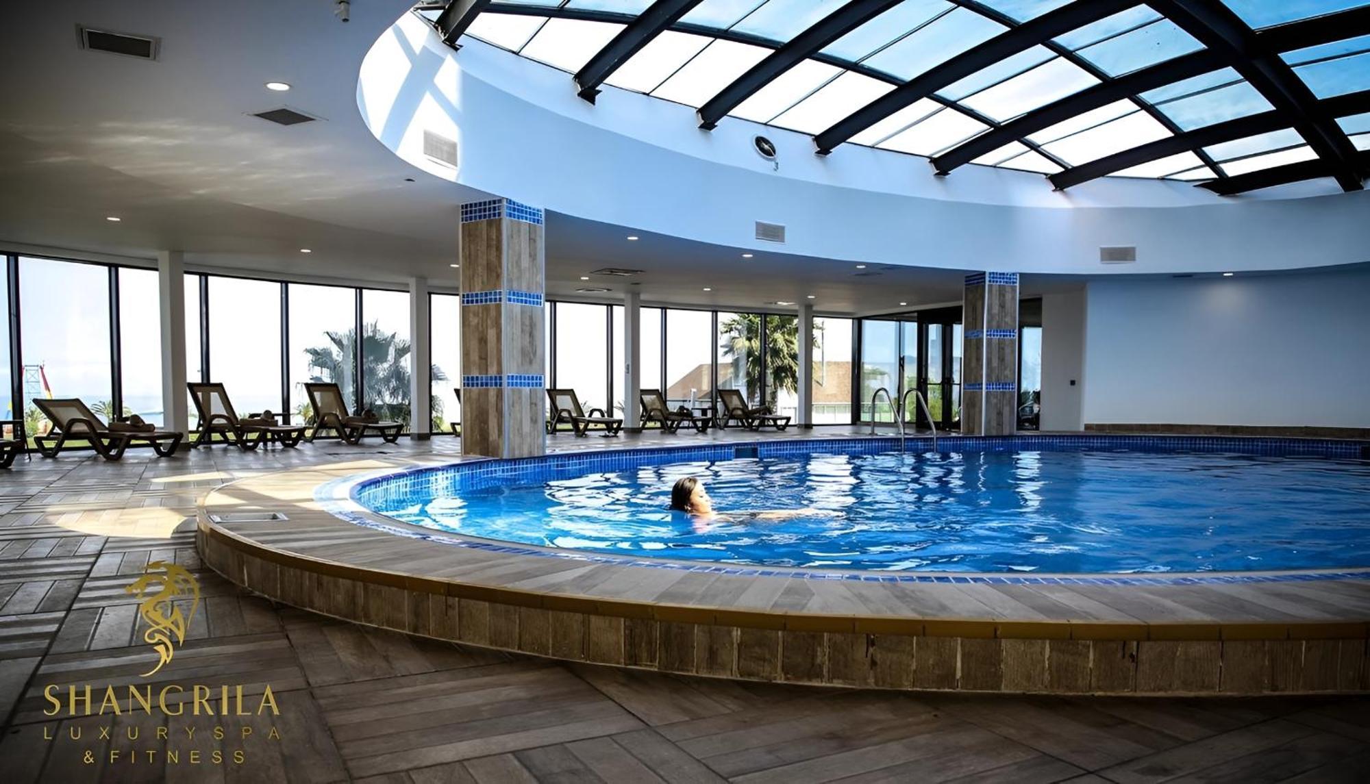 Orbi City Hotel Batoemi Buitenkant foto