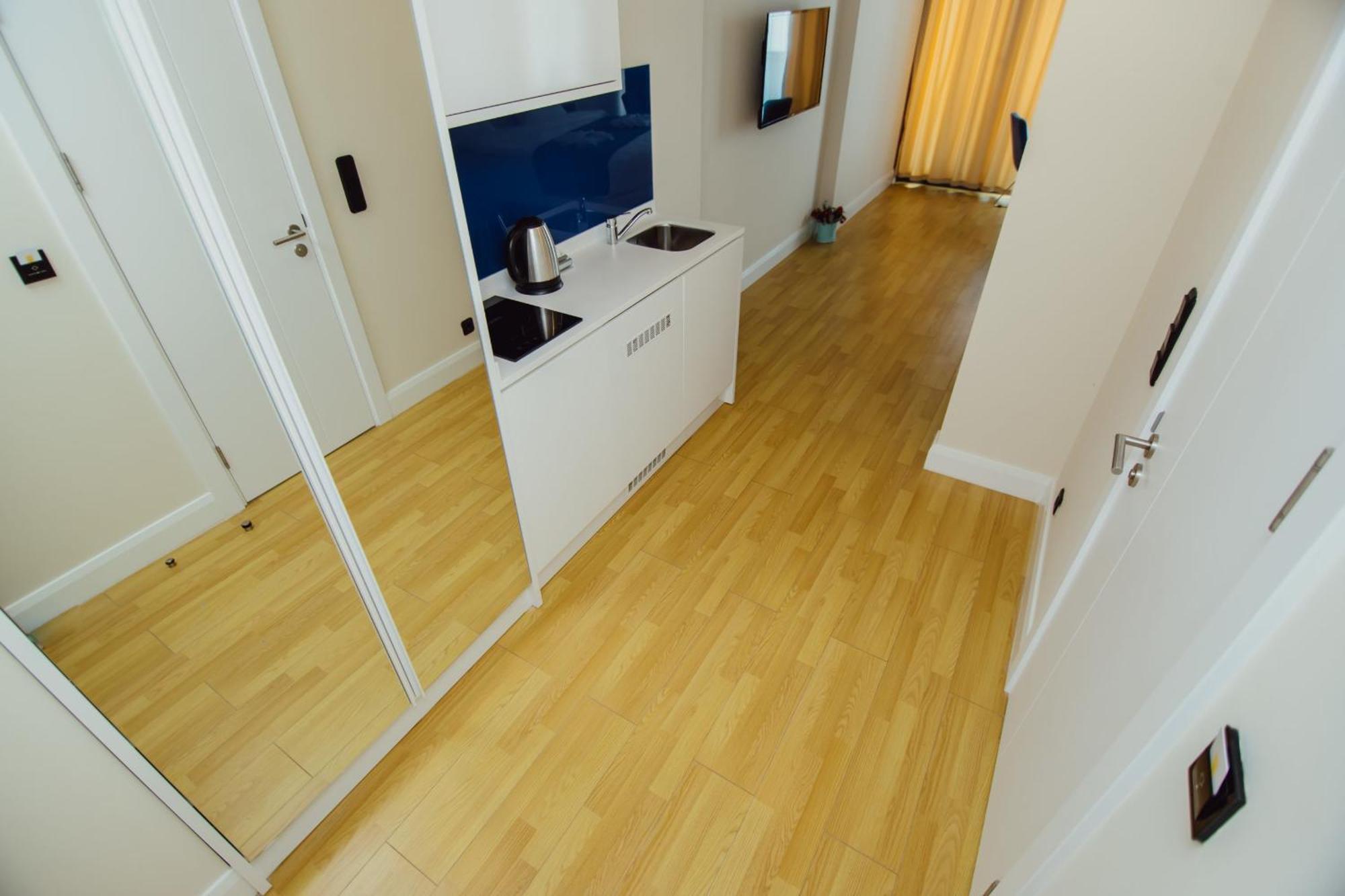 Orbi City Hotel Batoemi Buitenkant foto