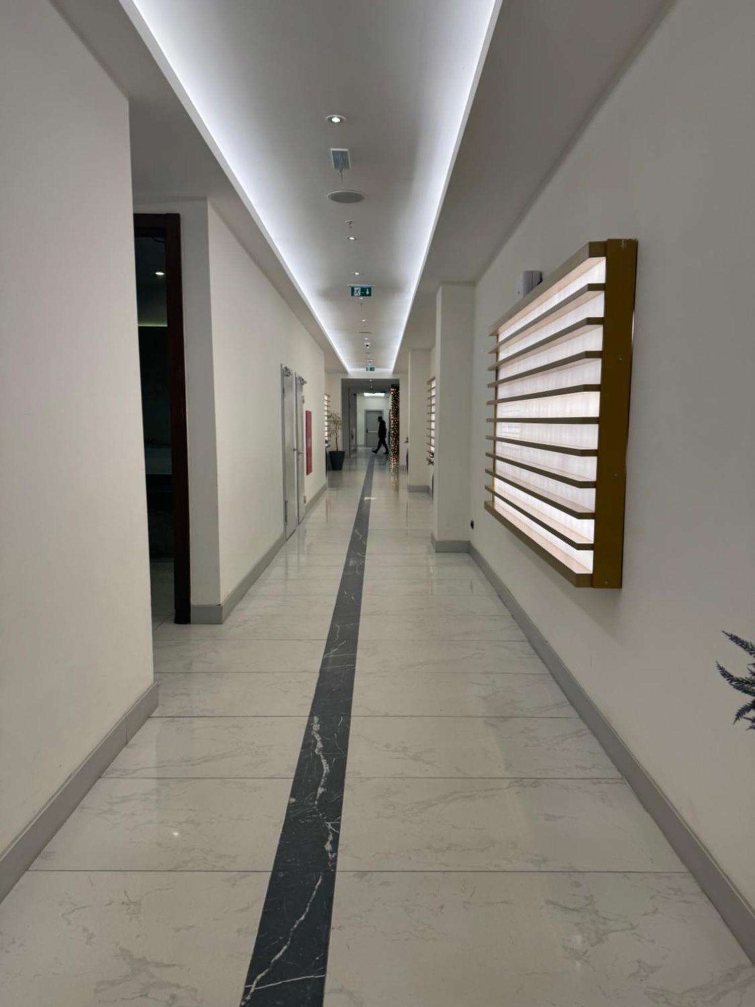 Orbi City Hotel Batoemi Buitenkant foto